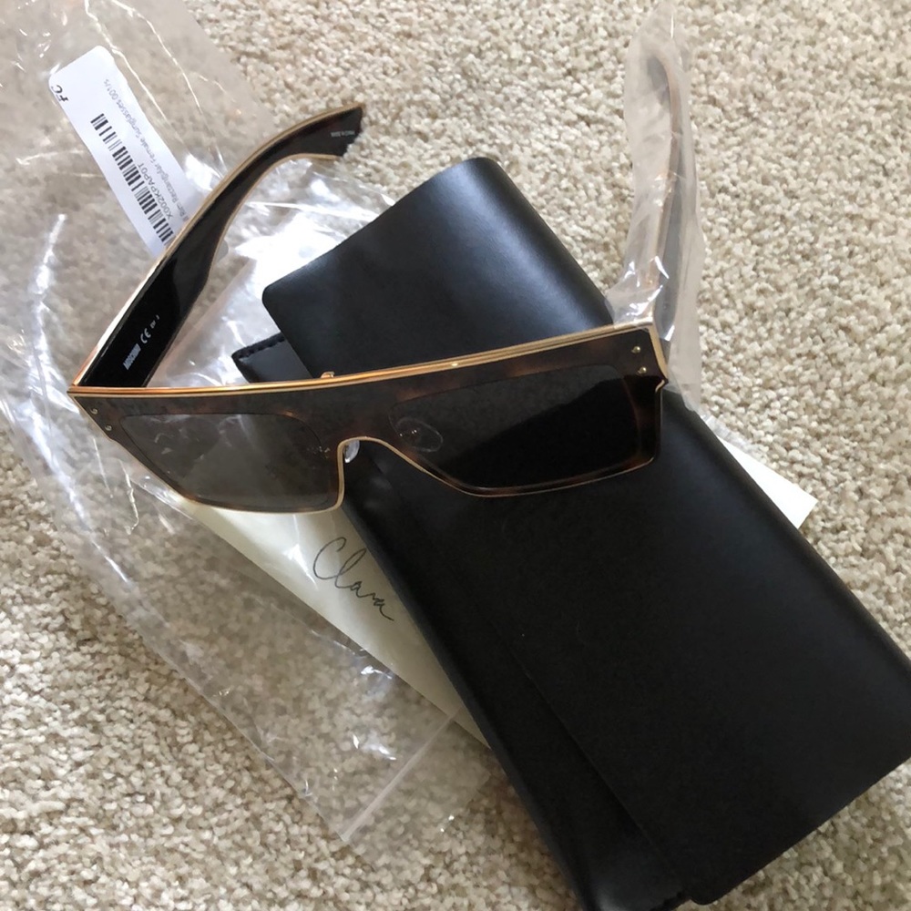 Moschino flat top sunglasses - Picture 6 of 11